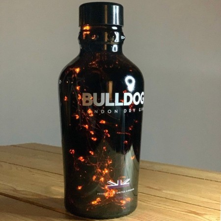 Botella Luces Bulldog Ginebra | Grupo EIR